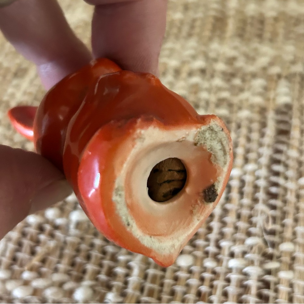 Vintage Bunny Rabbit Shaker - Picture 4 of 4
